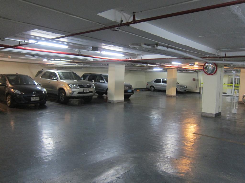 Lohas Residences Sukhumvit 2 Bangkok Extérieur photo